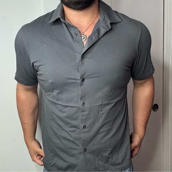 Uniqlo Other - Uniqlo Men's Charcoal Button Down Shirt